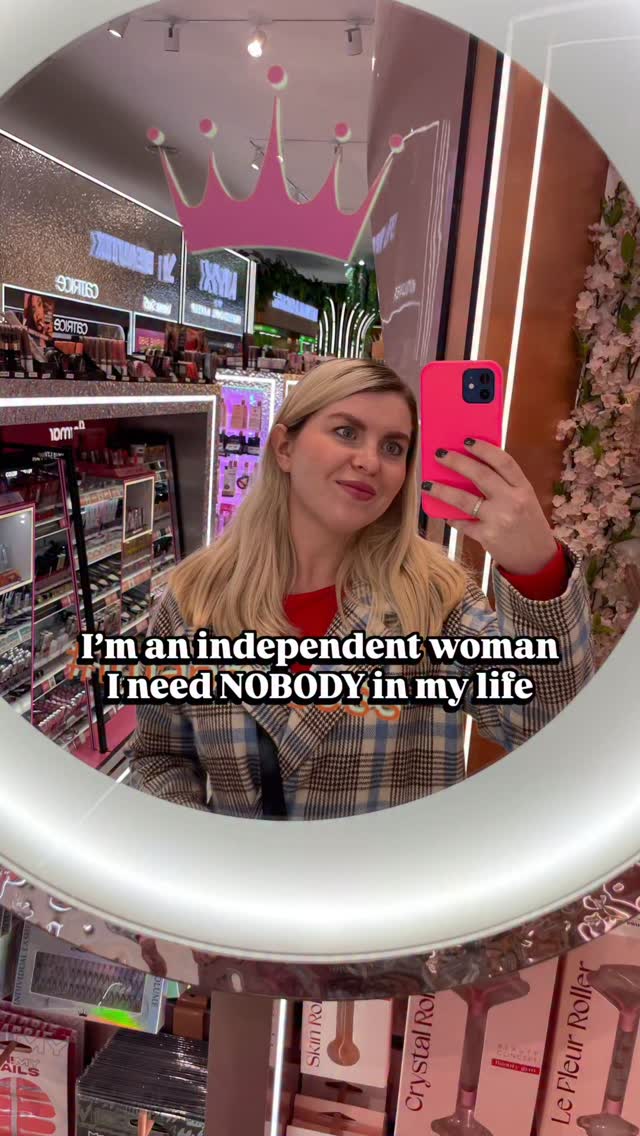 The life of an independent woman😆 @bharatirussijodi 