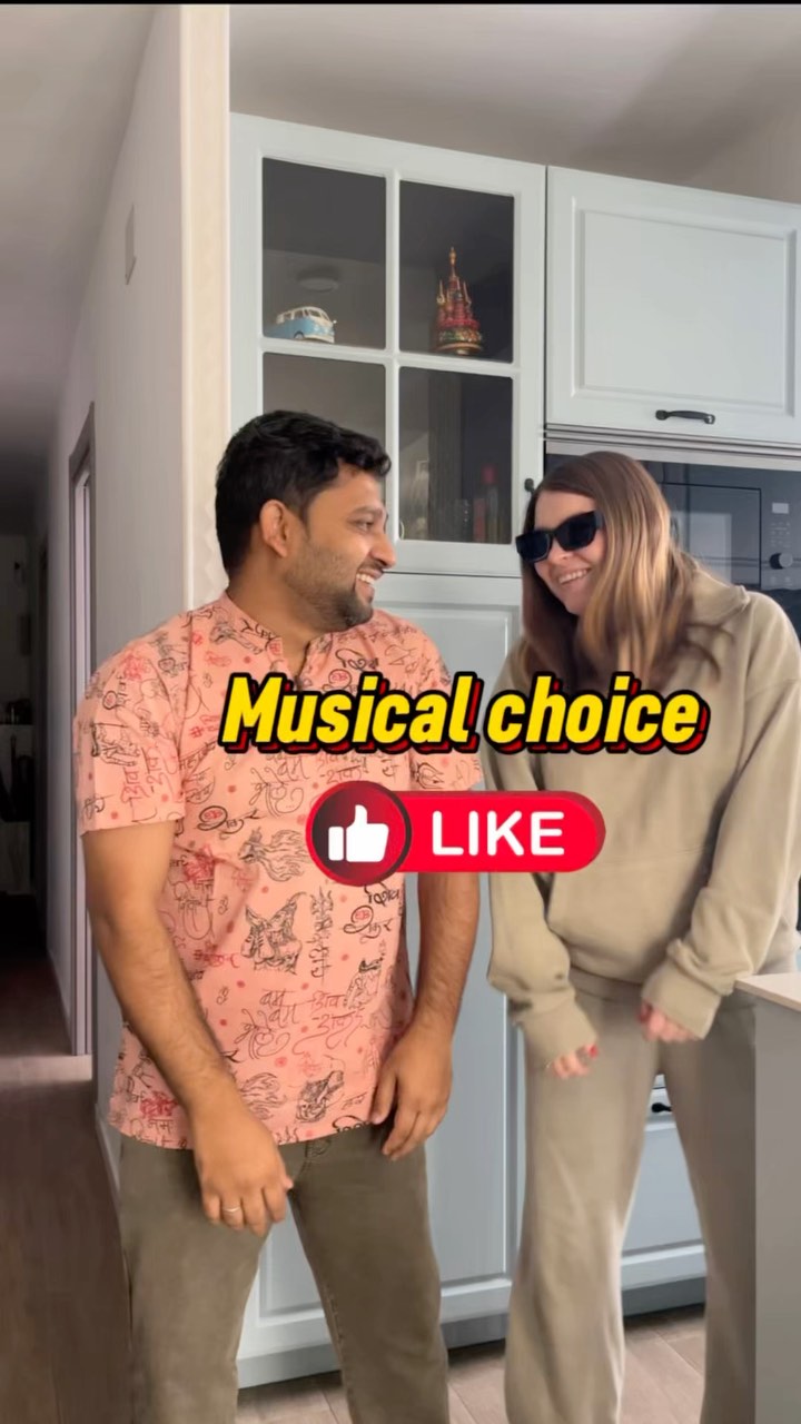 That’s how we chill out all the weekends🤣🙌🏻💓 @bharatirussijodi 