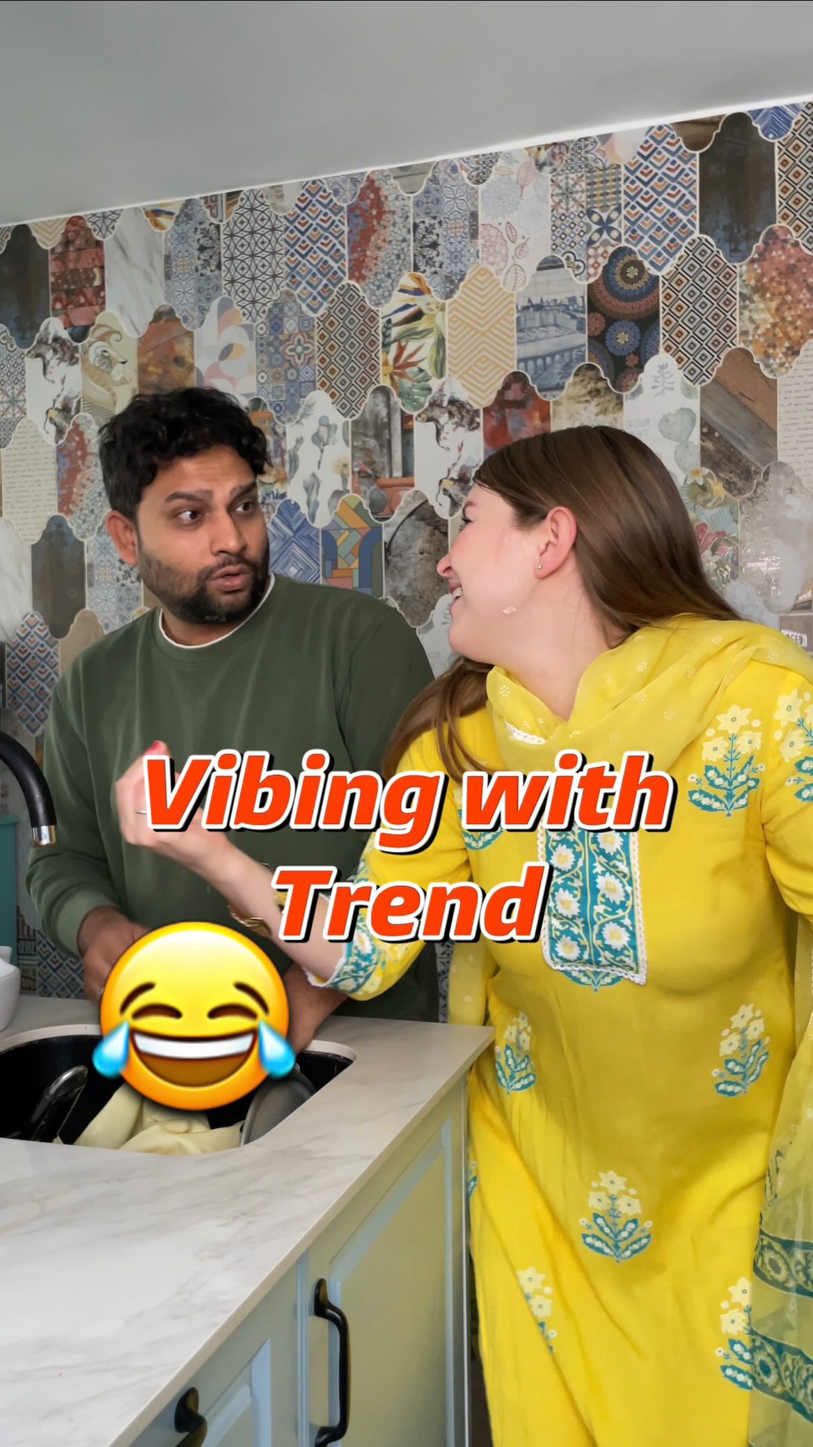 @bharatirussijodi Vibing with trends🔥