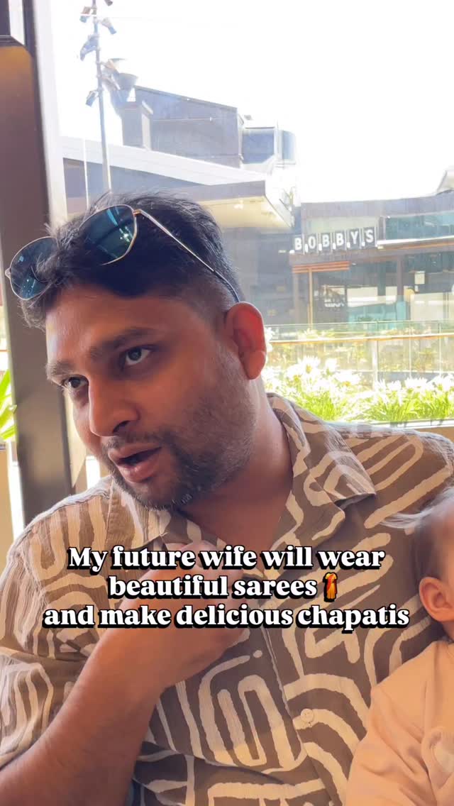 @bharatirussijodi did I broke his dreams?😀
